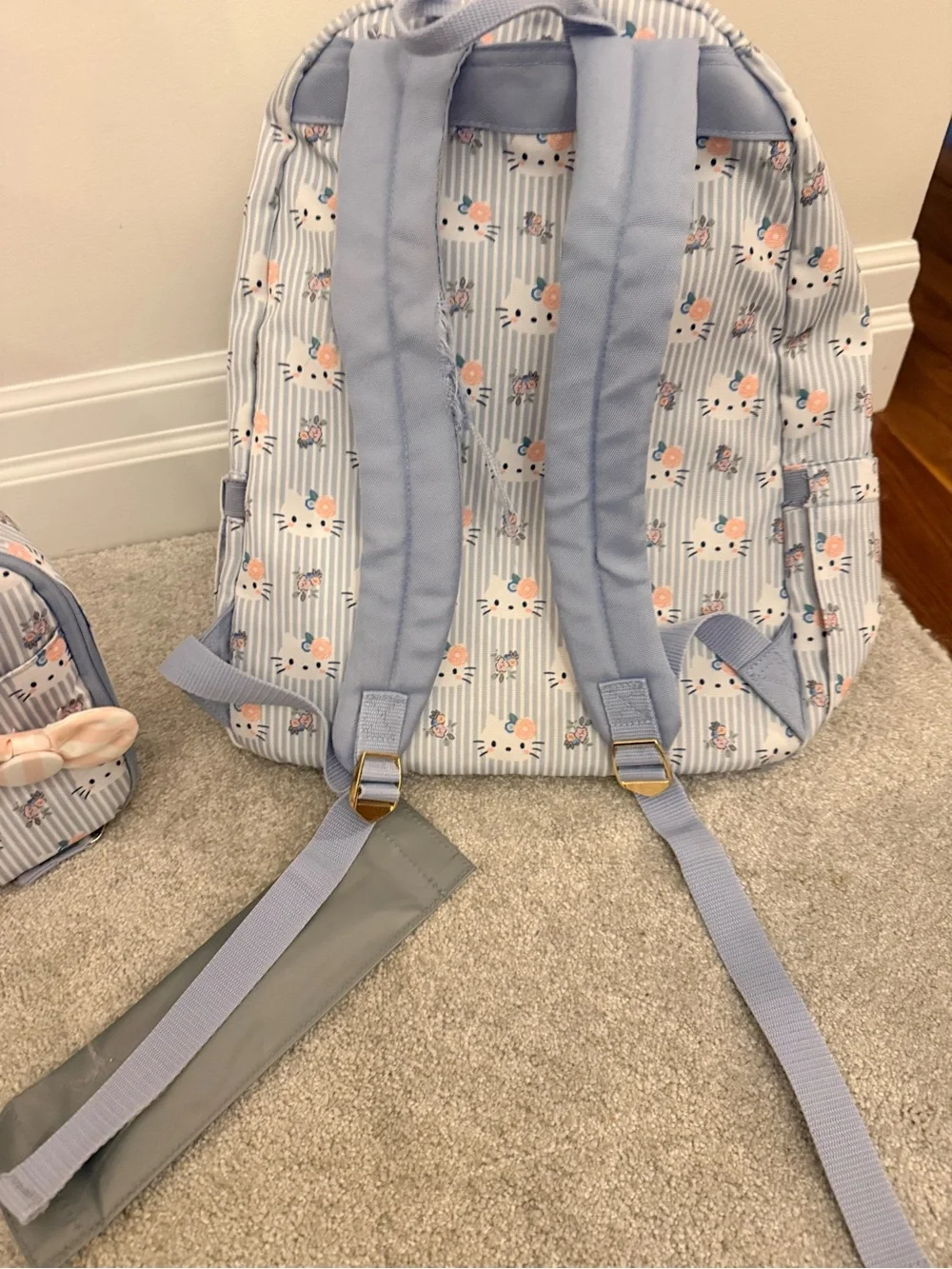 Pottery barn hello kitty Floral Bow Backpack and Lunch Bag Set - Pink & Blue - Picture 3 of 13